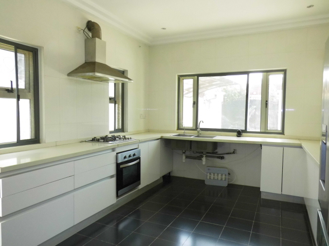 Five bedroom villa in Brufut Garden Estate