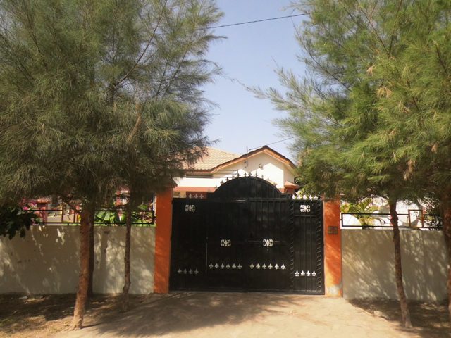 3 bedrooms furnished Paradise Estate