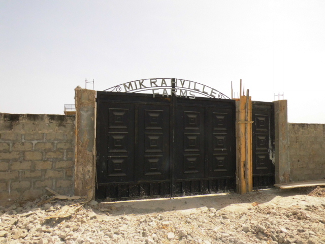100x100 plot of land in Sanyang Kachumeh