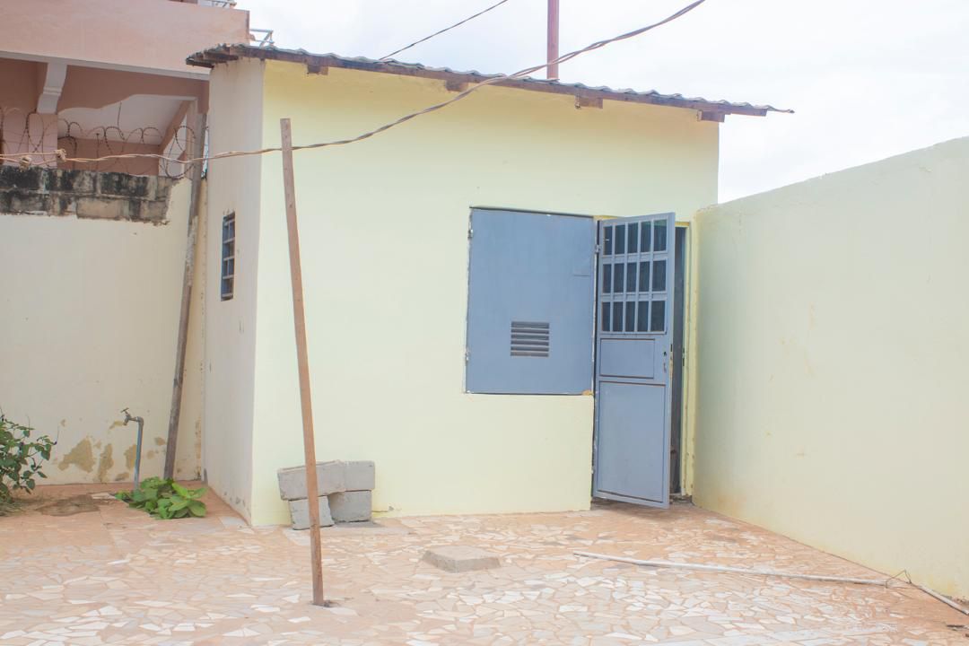 Spacious Unfurnished 3 bedroom & 3 toilets in Brufut Heights