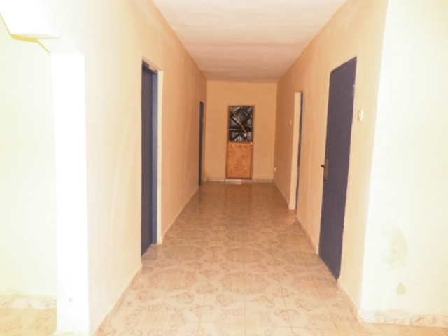 Spacious 3-bedroom unfurnished house in Kotu