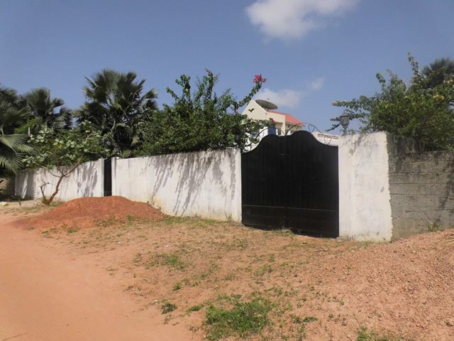 Unfurnished House for Sale