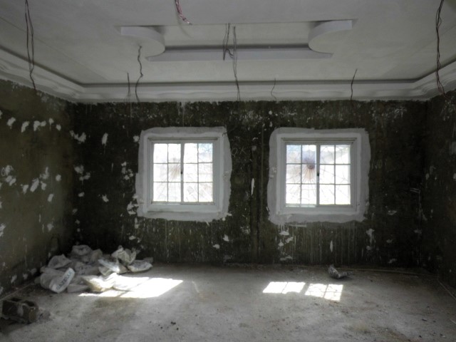Unfinished 6 bedroom house at Brufut Wullinkama