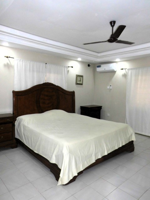 Luxurious 4-Bedroom Villa in Bijilo &ndash; Fully Furnished, Beachside Living with Nature&rsquo;s Charm