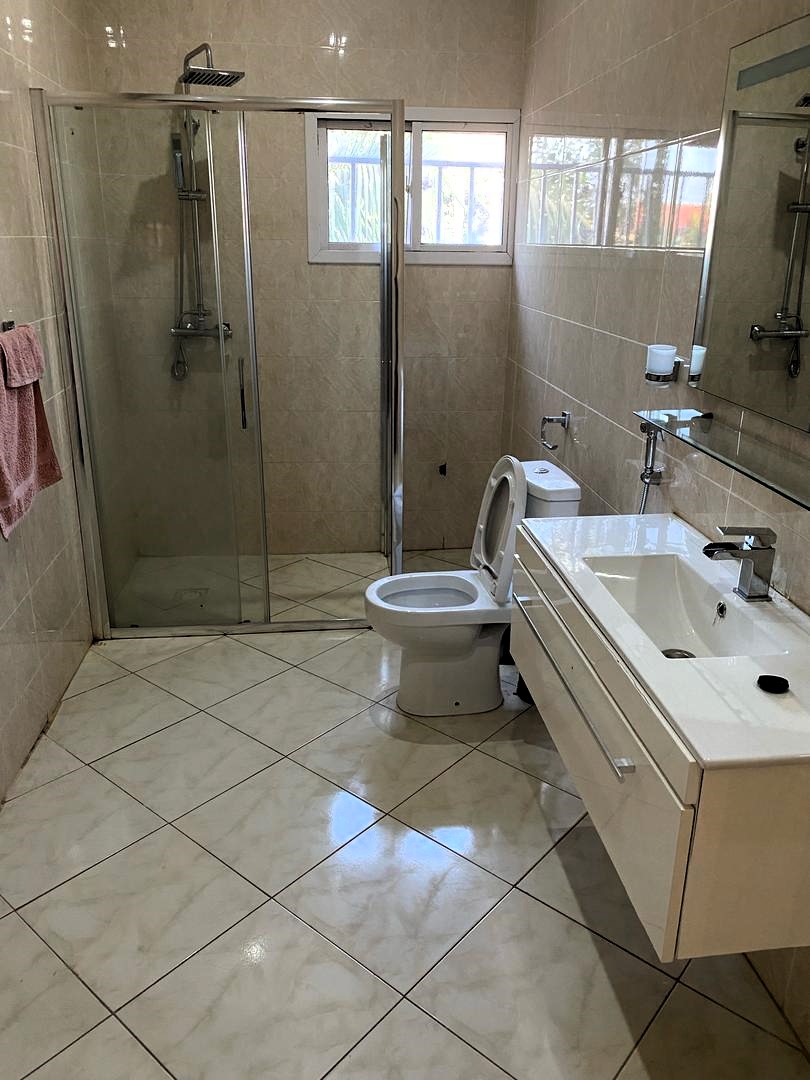 Prime Development Opportunity | 10-Bedroom Estate | Unfurnished Gem in Coastal Location