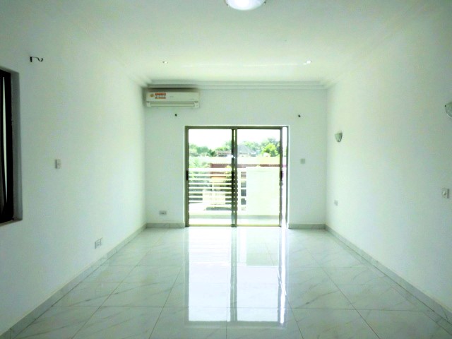 Five bedroom villa in Brufut Garden Estate