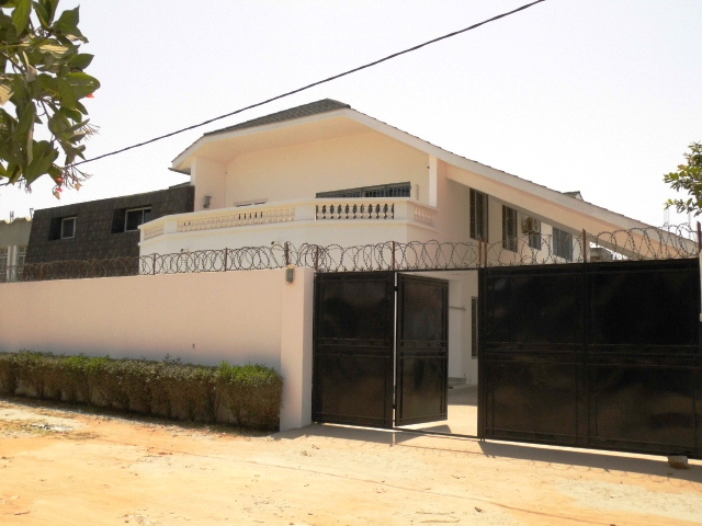 Massive modern 4 bedroom unfurnished house in&nbsp;Fajara