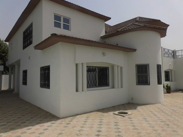 4 Bedroom with study room