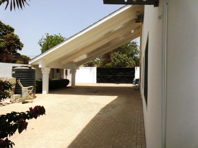 Massive modern 4 bedroom unfurnished house in&nbsp;Fajara