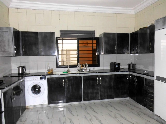 Unfurnished 4 bedroom story building fat Brufut Wullinkama estate