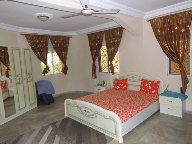 Furnished 3 bedrooms Apartment to Let