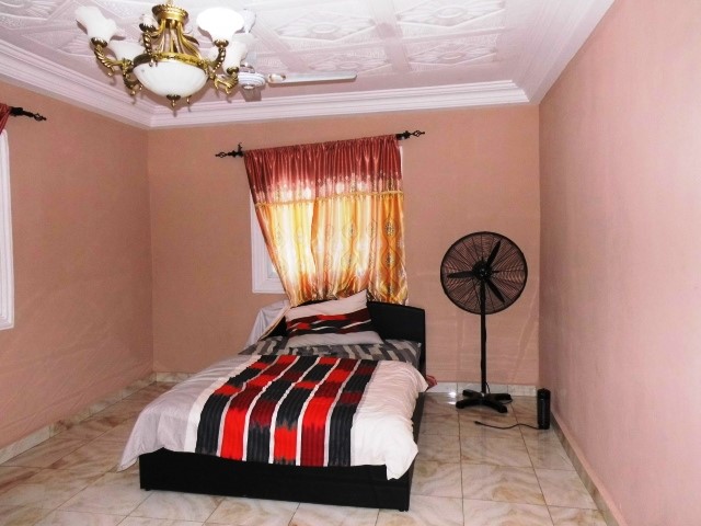 5 Bedroom Fully furnished house with a Bantaba located in Sukuta