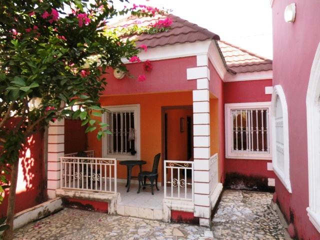 Beautifully designed 4 bedrooms Fully furnished property