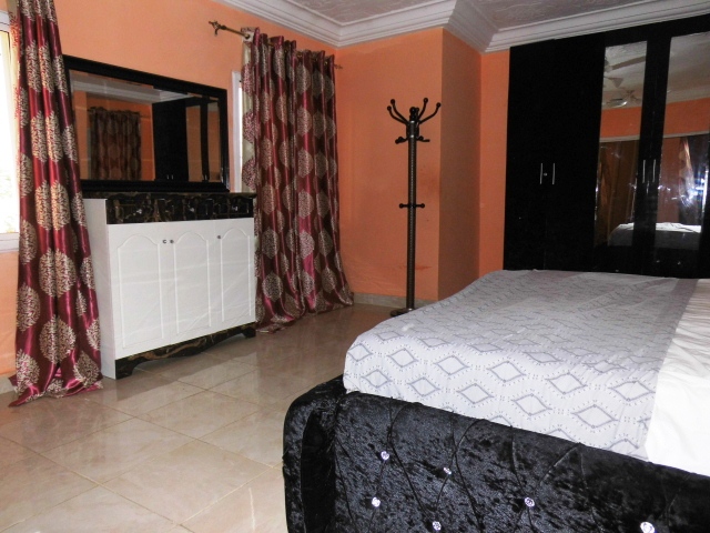 Beautifully designed 4 bedrooms Fully furnished property