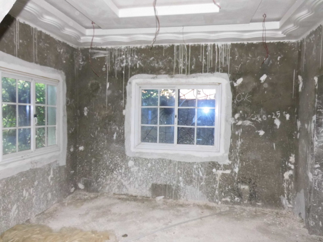 Unfinished 6 bedroom house at Brufut Wullinkama