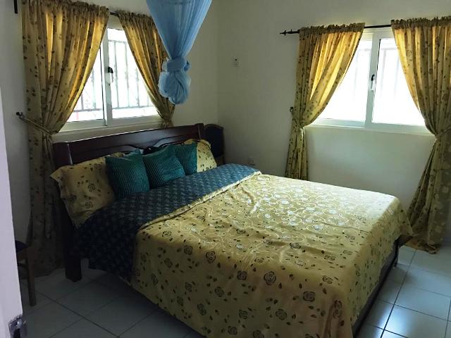 Spacious 4 Bedroom partially furnished full compound in Kerr Serigne