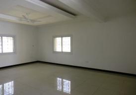 Spacious 4 bedroom Unfurnished Property at Paradise View