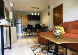 Stylish contemporary 1 bedroom residence in Senegambia